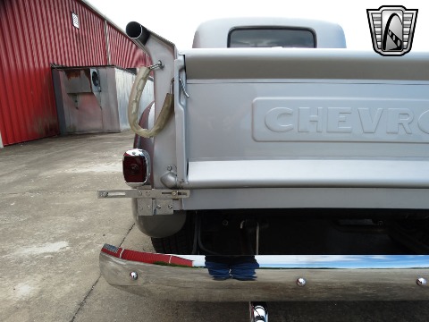 1952 Chevrolet 3100 image 32