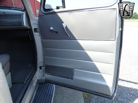 1952 Chevrolet 3100 image 137