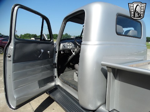 1952 Chevrolet 3100 image 97