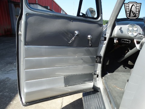 1952 Chevrolet 3100 image 98