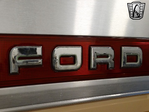 1990 Ford F150 image 153