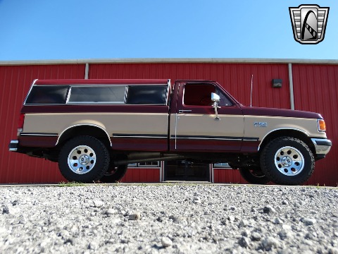 1990 Ford F150 image 25