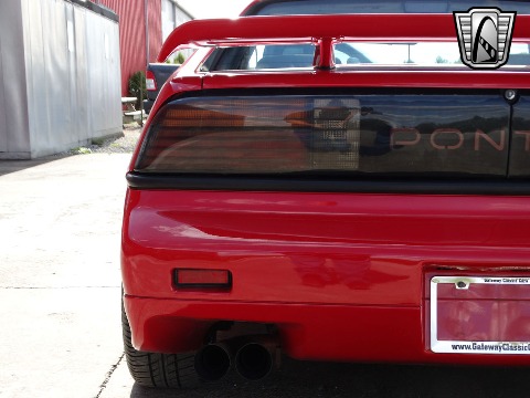 1988 Pontiac Fiero image 33