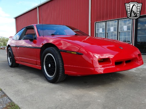 1988 Pontiac Fiero image 10