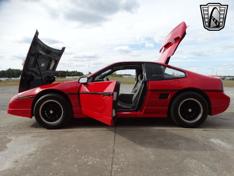 1988 Pontiac Fiero image 45