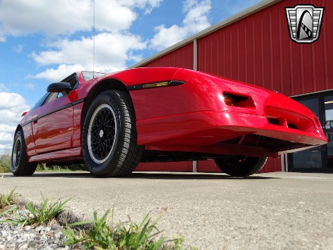 1988 Pontiac Fiero image 26