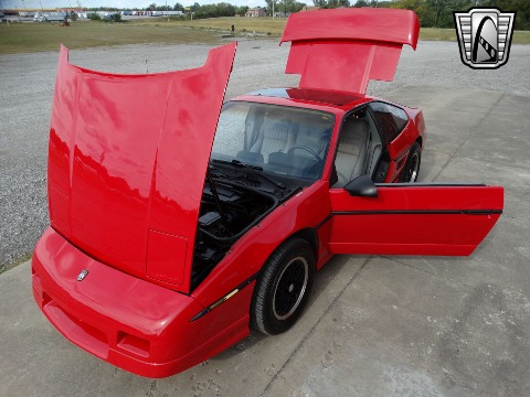 1988 Pontiac Fiero image 52