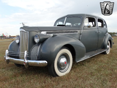 1940 Packard 120 image 4