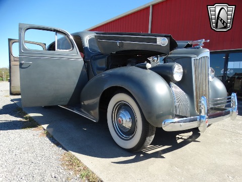 1940 Packard 120 image 59