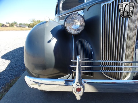 1940 Packard 120 image 34