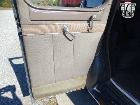 1940 Packard 120 image 142