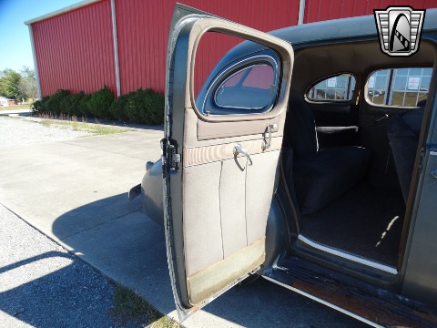 1940 Packard 120 image 143