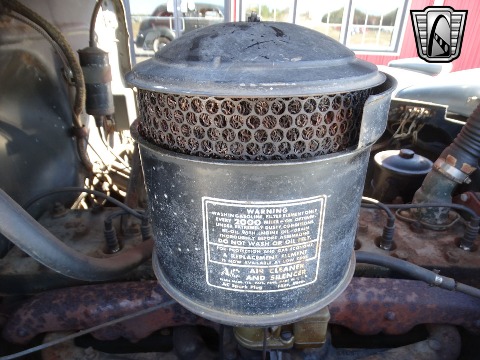 1940 Packard 120 image 95