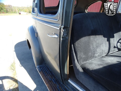 1940 Packard 120 image 150