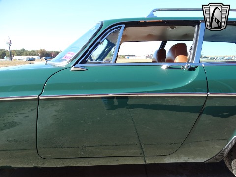 1973 Volvo 1800ES image 30