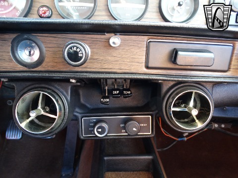 1973 Volvo 1800ES image 110