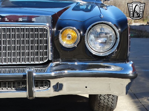 1977 Chrysler Cordoba image 29