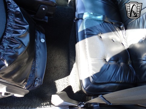 1977 Chrysler Cordoba image 112