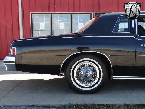 1977 Chrysler Cordoba image 36