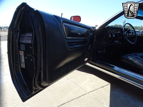 1977 Chrysler Cordoba image 90