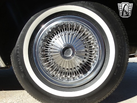 1977 Chrysler Cordoba image 41