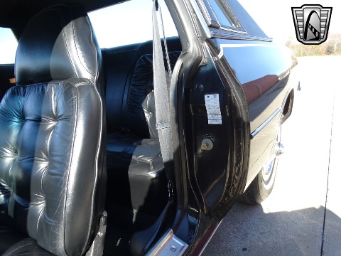 1977 Chrysler Cordoba image 95