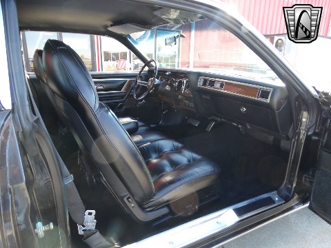 1977 Chrysler Cordoba image 122