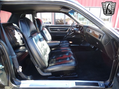 1977 Chrysler Cordoba image 123