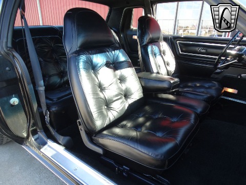 1977 Chrysler Cordoba image 124