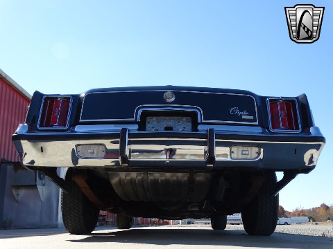 1977 Chrysler Cordoba image 23