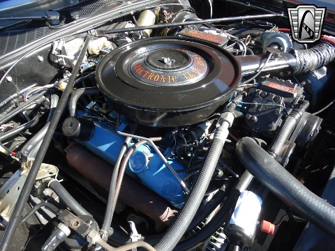 1977 Chrysler Cordoba image 78