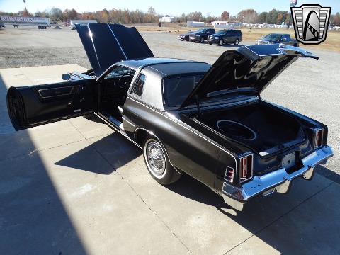 1977 Chrysler Cordoba image 54