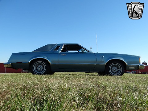 1978 Ford Thunderbird image 25