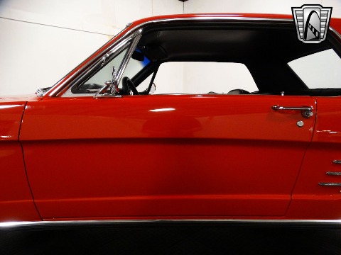 1966 Ford Mustang image 31