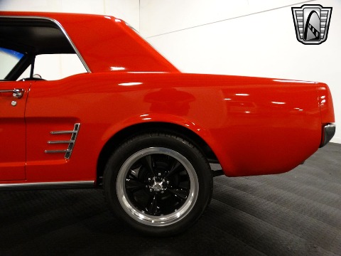 1966 Ford Mustang image 32