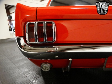 1966 Ford Mustang image 33