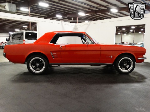 1966 Ford Mustang image 9