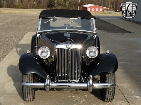 1952 MG TD image 3