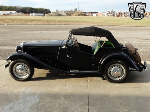 1952 MG TD image 5