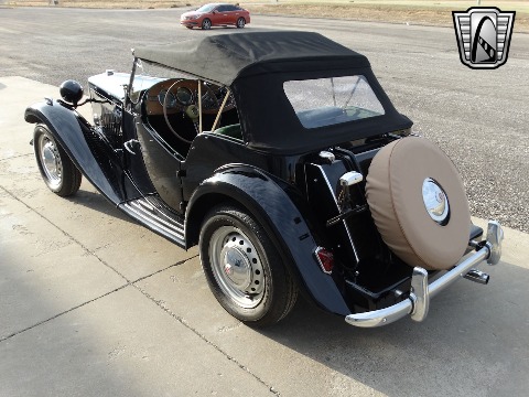 1952 MG TD image 6