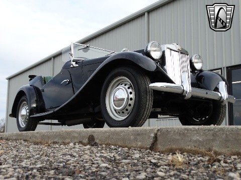 1952 MG TD image 37