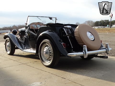 1952 MG TD image 14