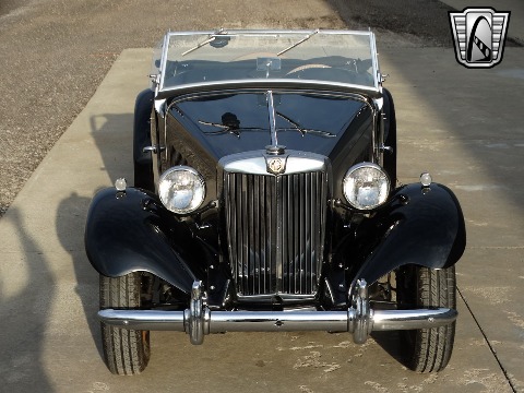 1952 MG TD image 19