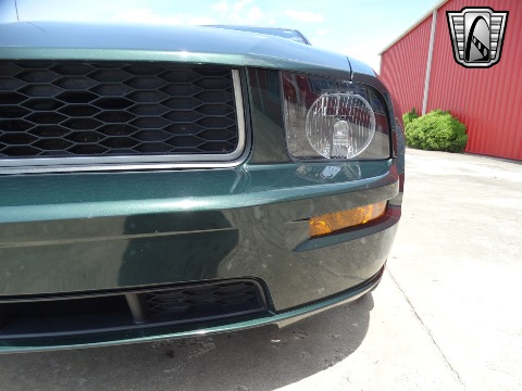 2008 Ford Mustang image 29