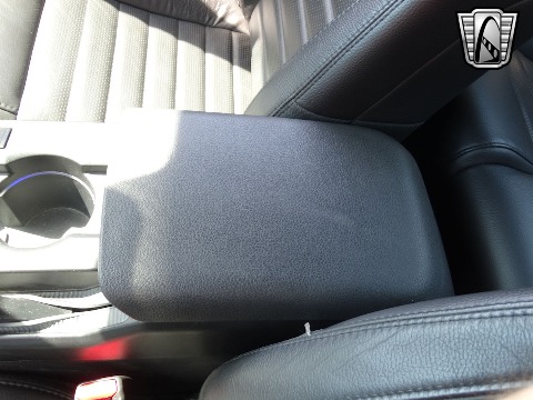 2008 Ford Mustang image 111