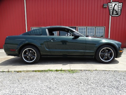 2008 Ford Mustang image 9