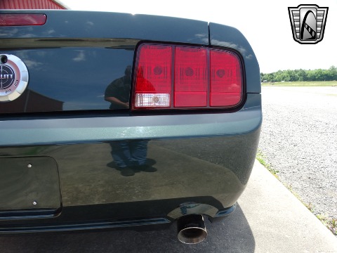 2008 Ford Mustang image 35