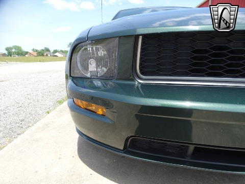 2008 Ford Mustang image 27