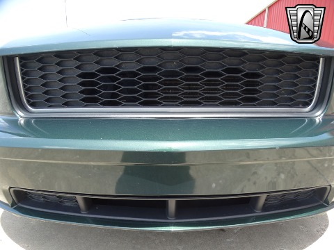 2008 Ford Mustang image 28