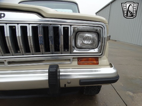 1984 Jeep J10 image 29